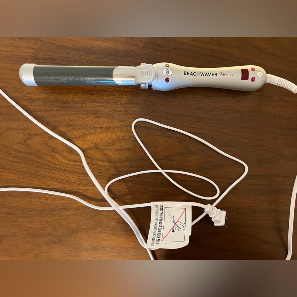 Beachwaver pro 1.25 curling iron